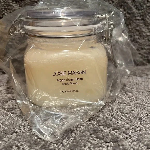 Josie Maran Lots of Butter Extra Sugar, The Body Joy Ritual, three piece. - Picture 7 of 7
